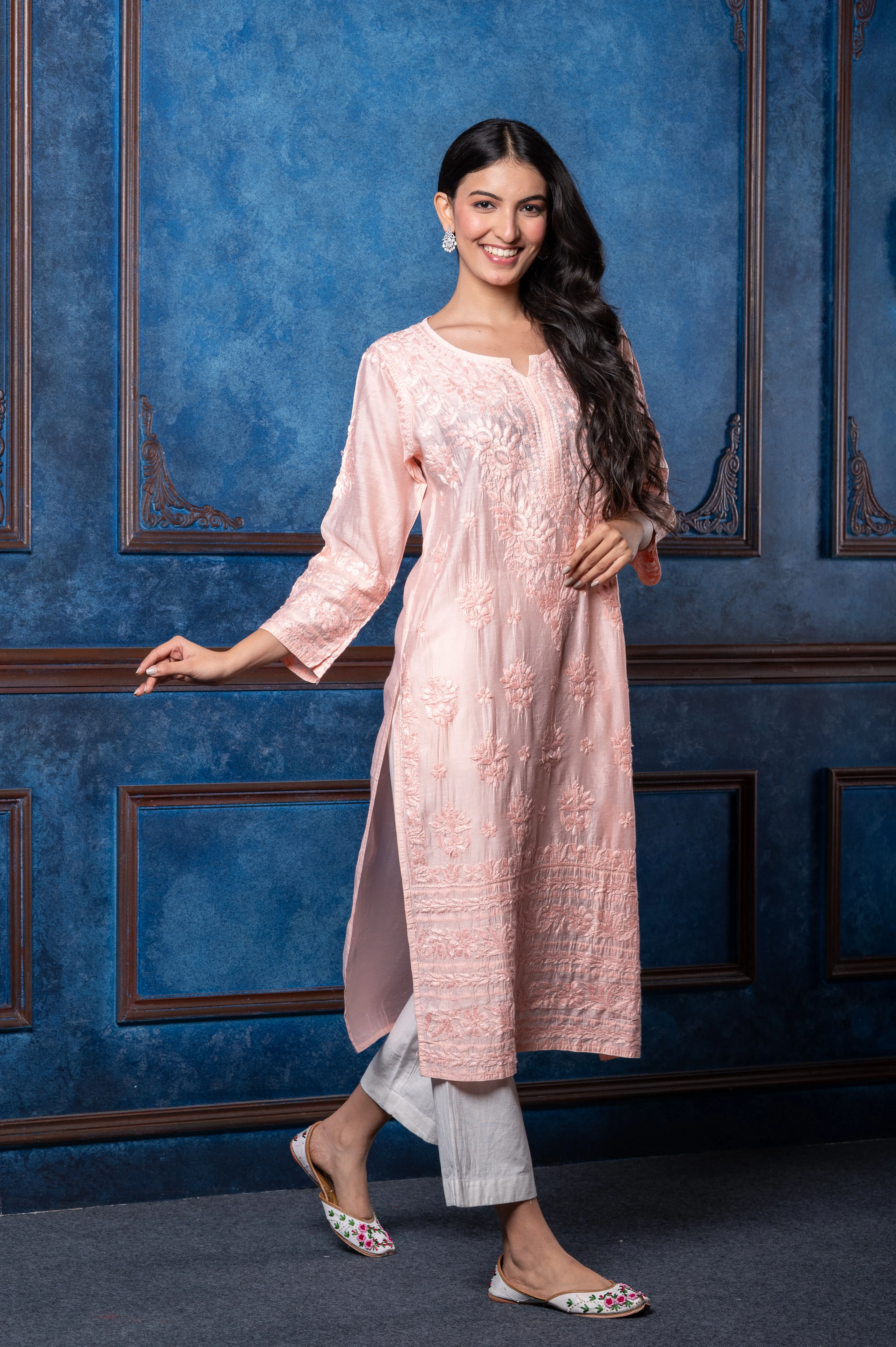 CHIKANKARI PEACH COTTON SILK KURTA