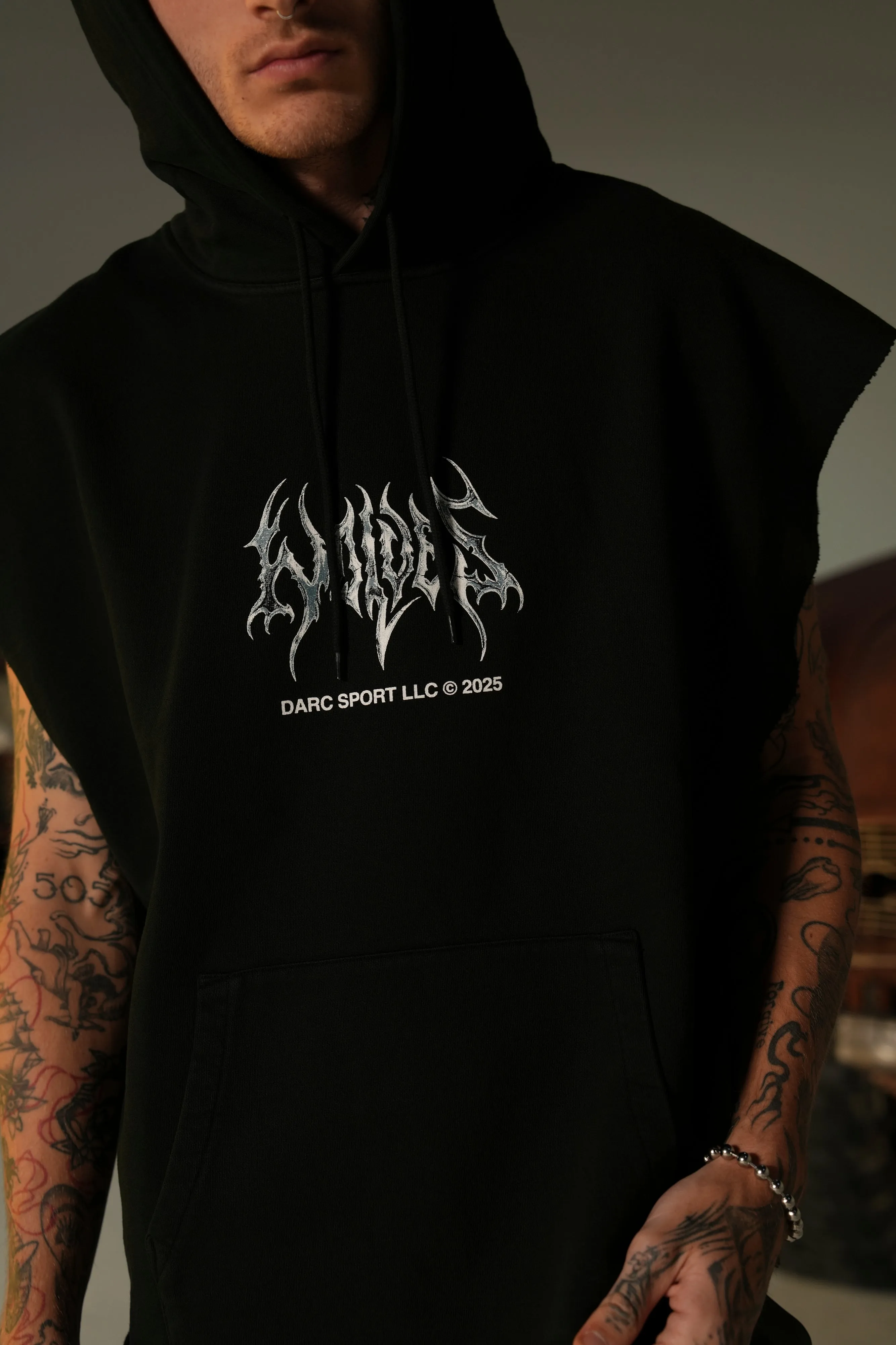 Ragnarok "Grunge" Cut-Off Hoodie in Black